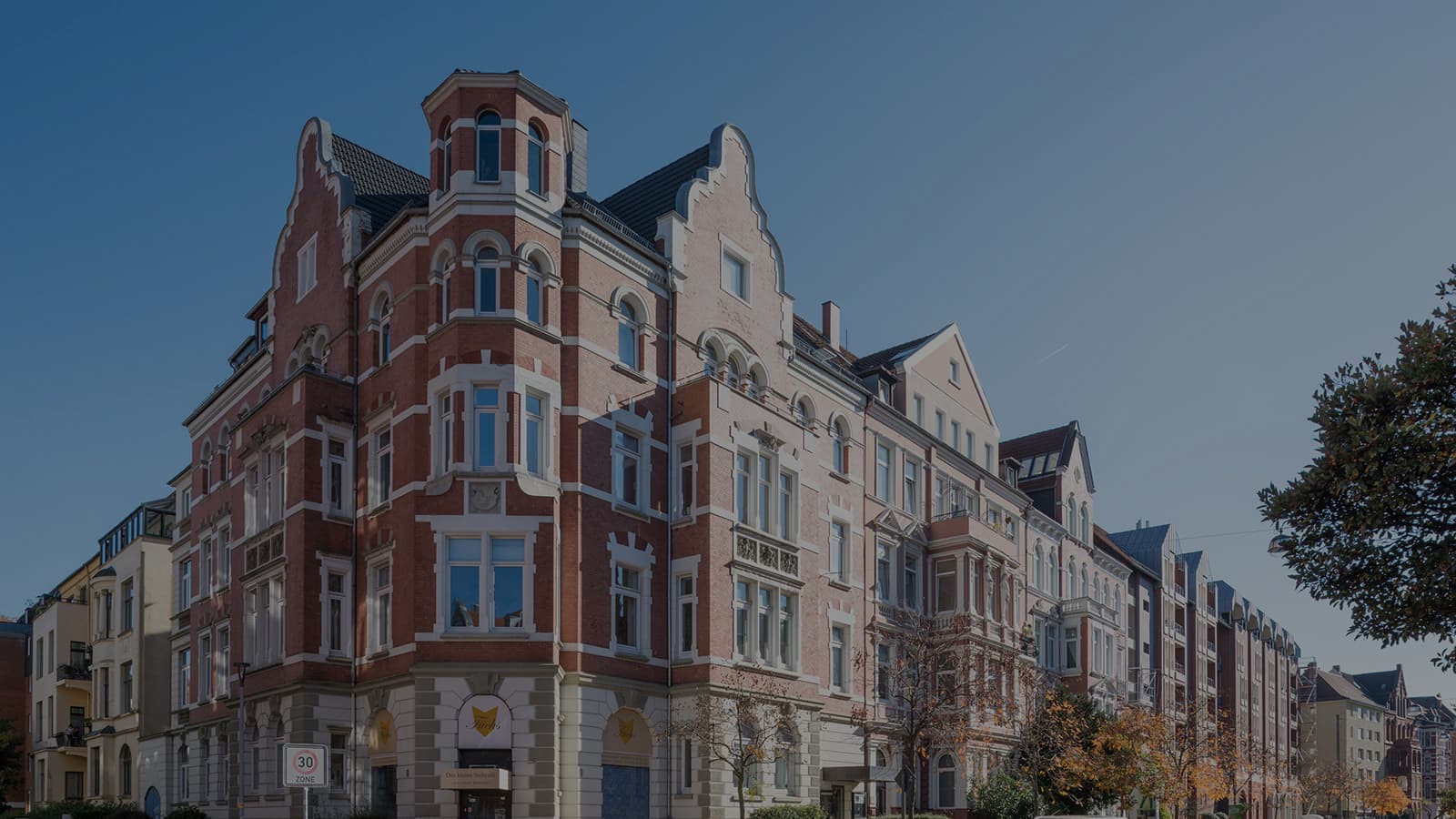 Akquise und Verkauf von eigenen Objekten